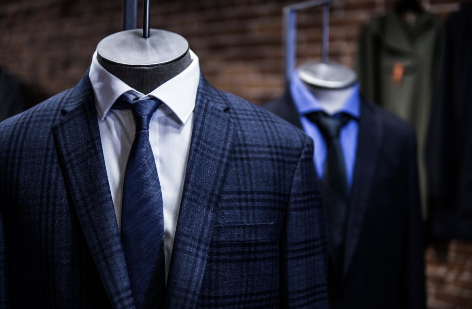 7 Premium Fabrics That Make the Best Suits